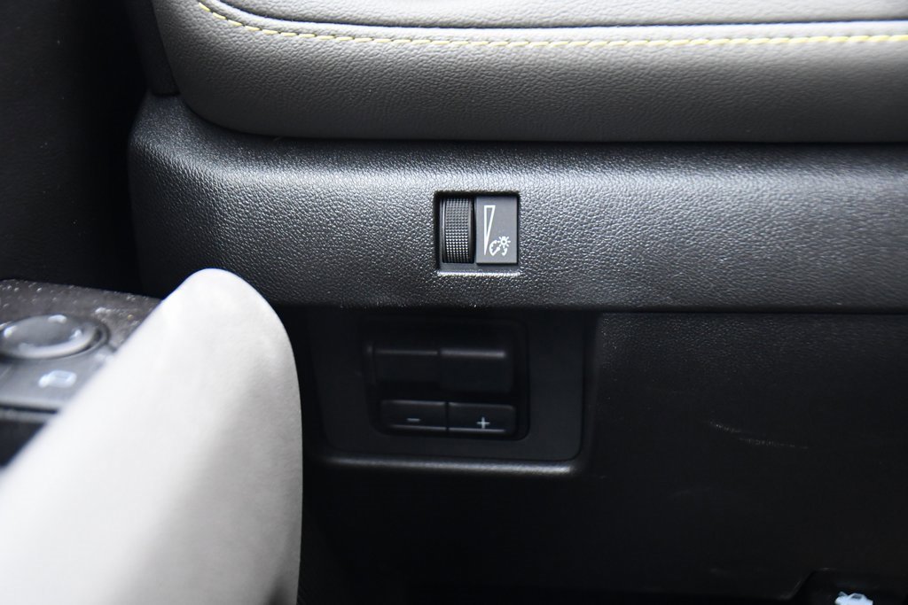 Used 2025 Chevrolet Colorado ZR2 image 30