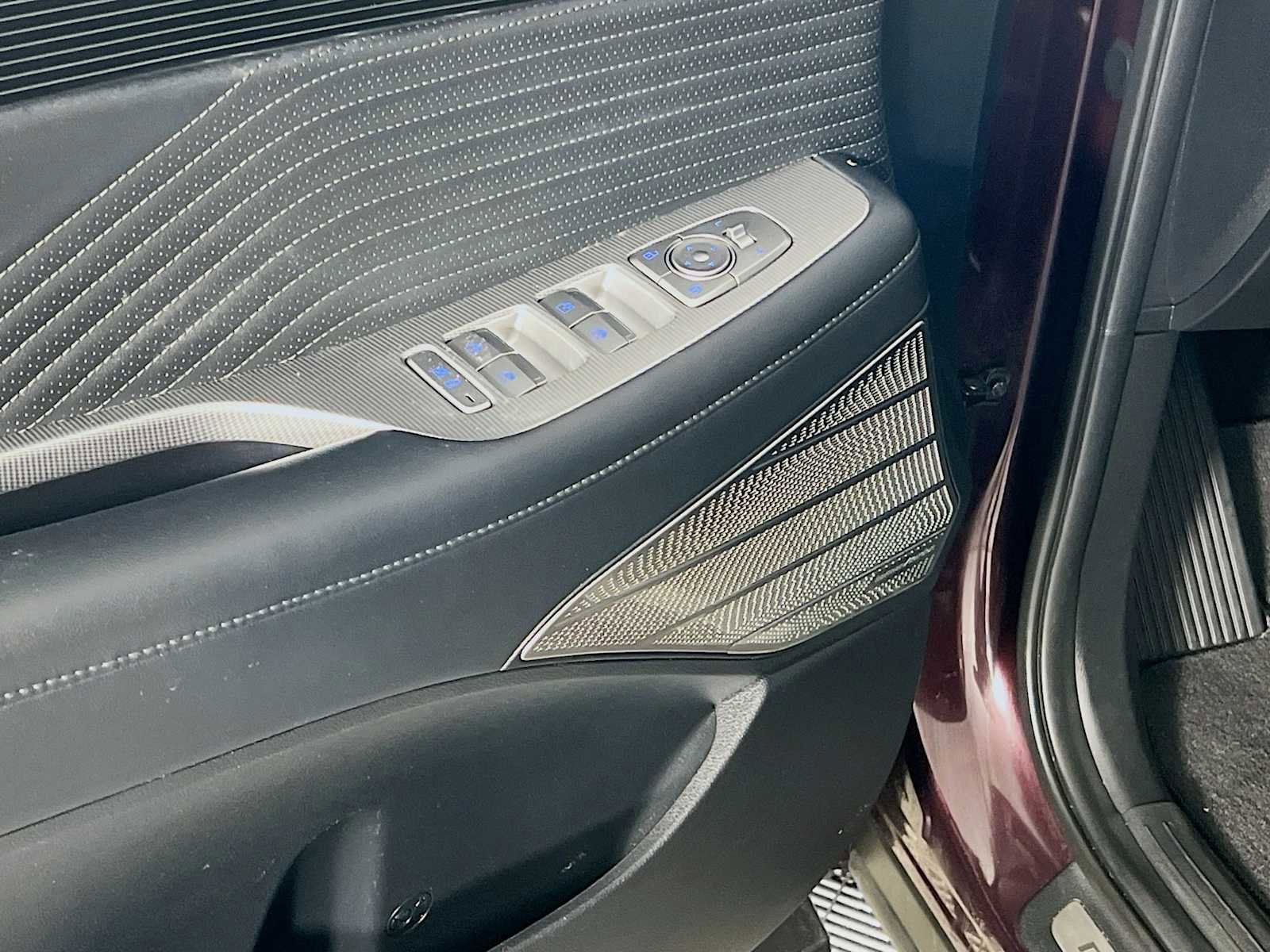 Used 2023 Hyundai Palisade Calligraphy image 18