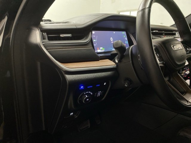 Used 2022 Jeep Grand Cherokee Summit image 15