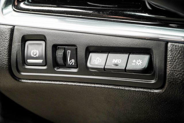 Used 2020 Cadillac XT6 Premium Luxury image 39