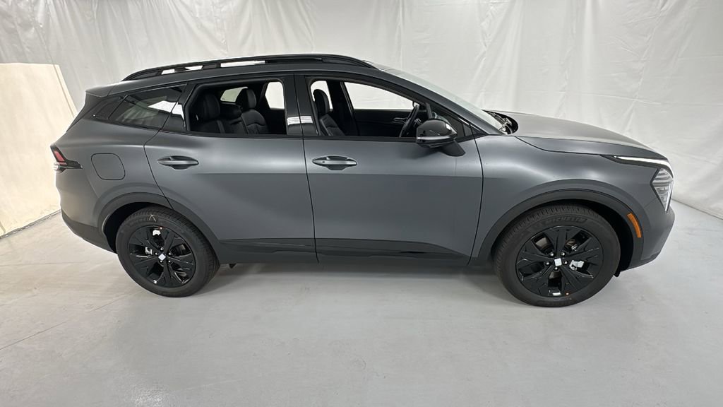 New 2025 Kia Sportage X-Line Prestige image 2
