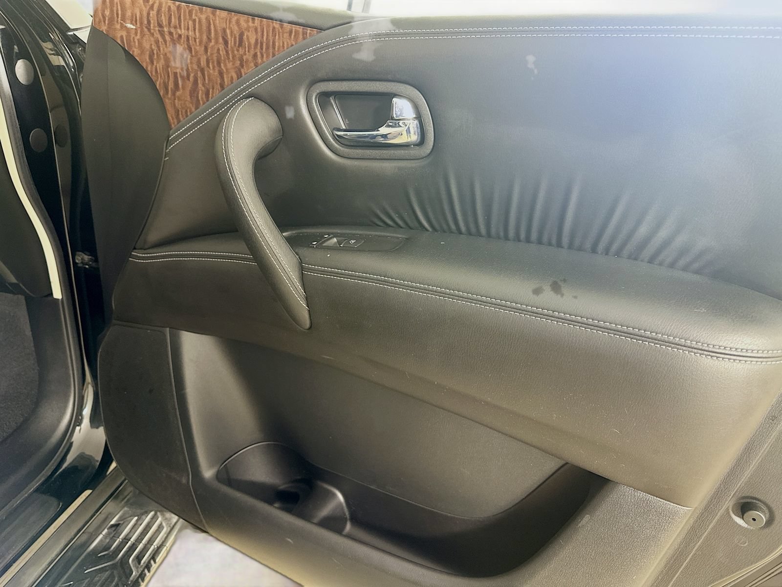 Used 2018 Nissan Armada SL AWD/4WD image 43