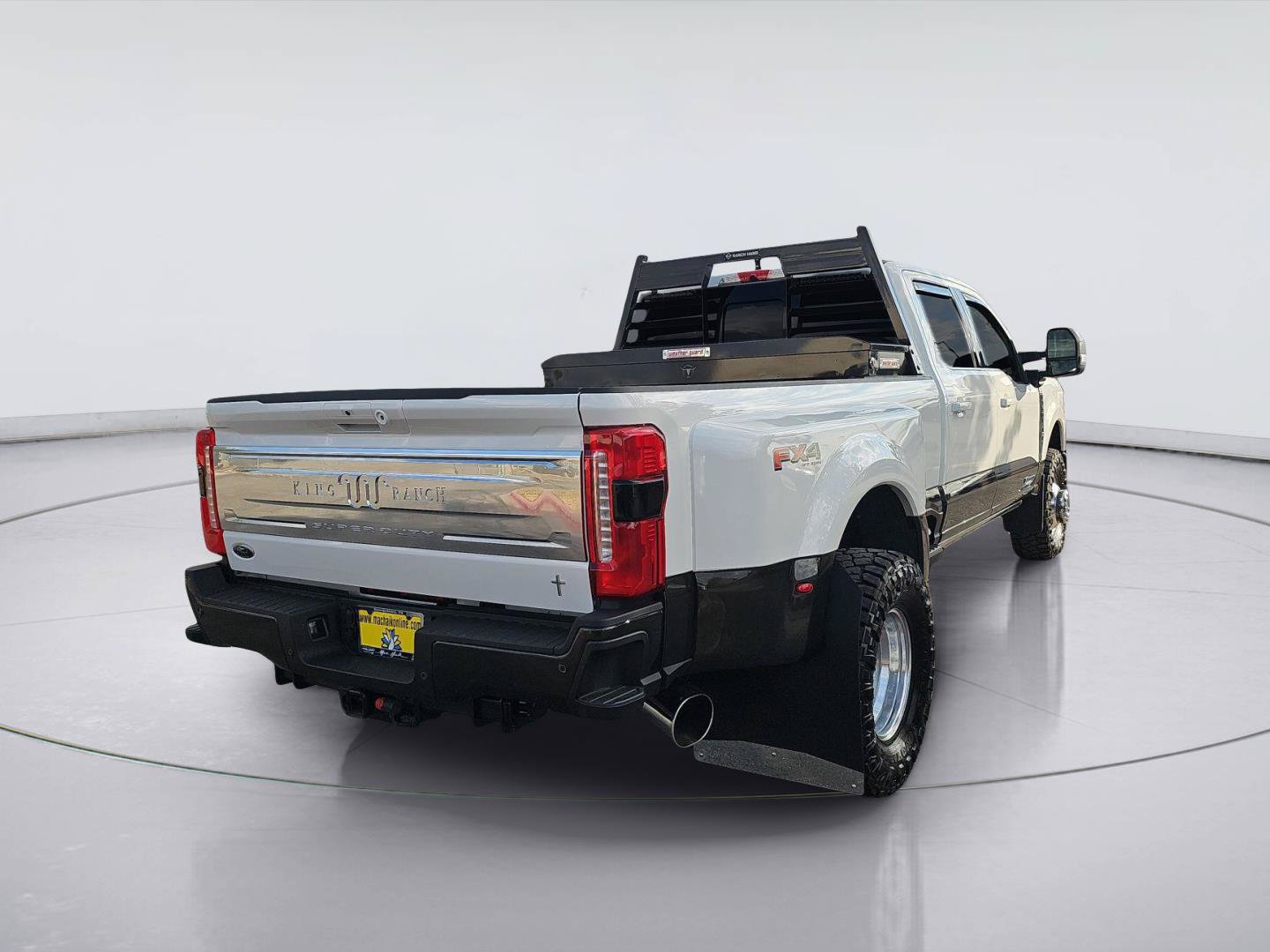 Used 2025 Ford F350 King Ranch w/ FX4 Off-Road Package AWD/4WD image 5