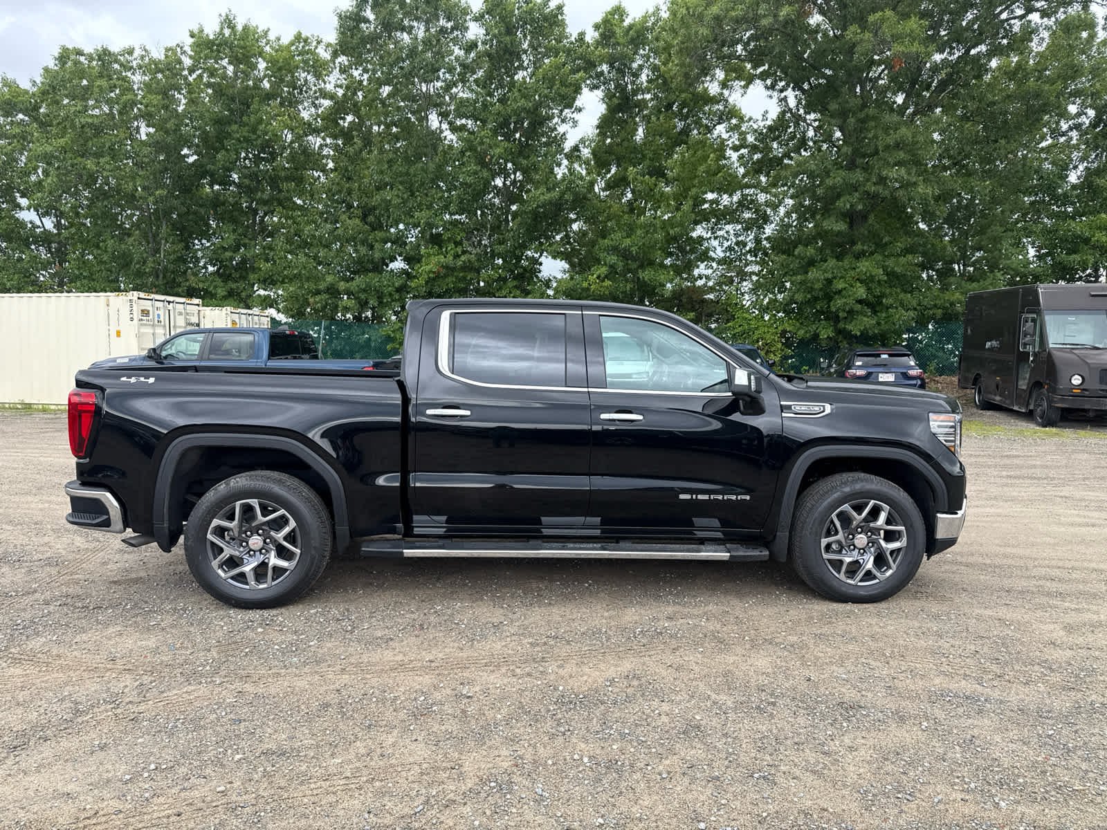 New 2026 GMC Sierra 1500 SLT w/ SLT Premium Plus Package AWD/4WD image 6