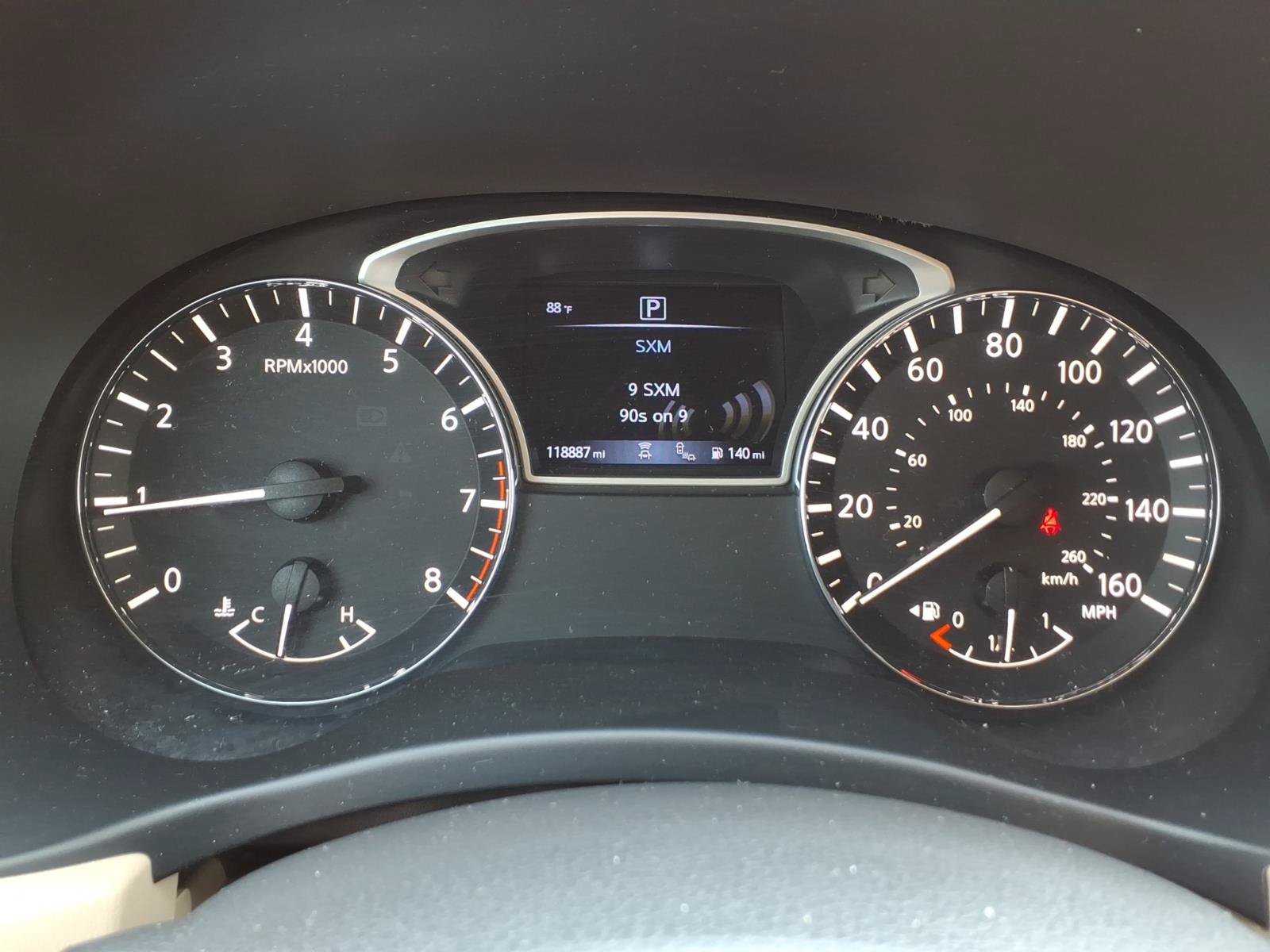 Used 2019 Nissan Pathfinder SL FWD image 14