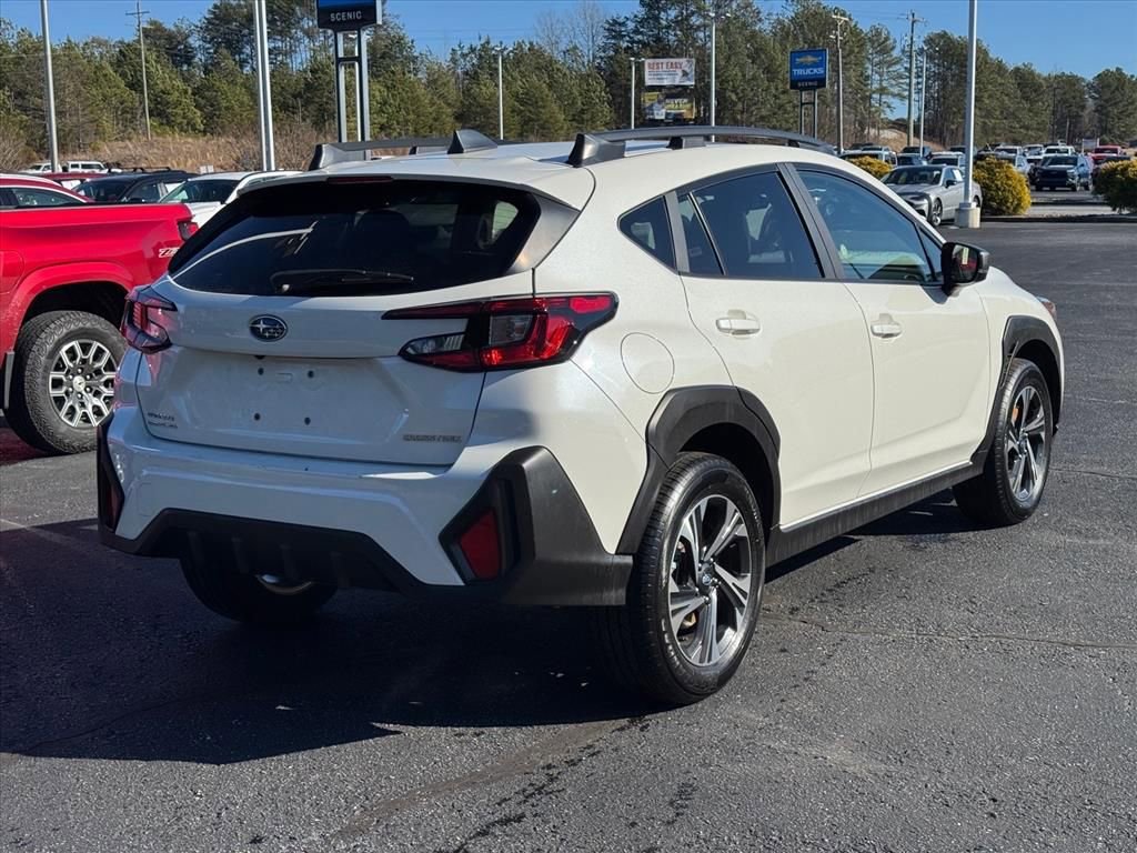 Used 2024 Subaru Crosstrek 2.0i Premium image 3