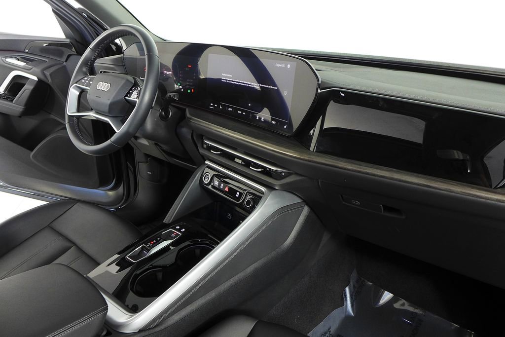 Used 2025 Audi Q5 Premium w/ Convenience Package AWD/4WD image 13