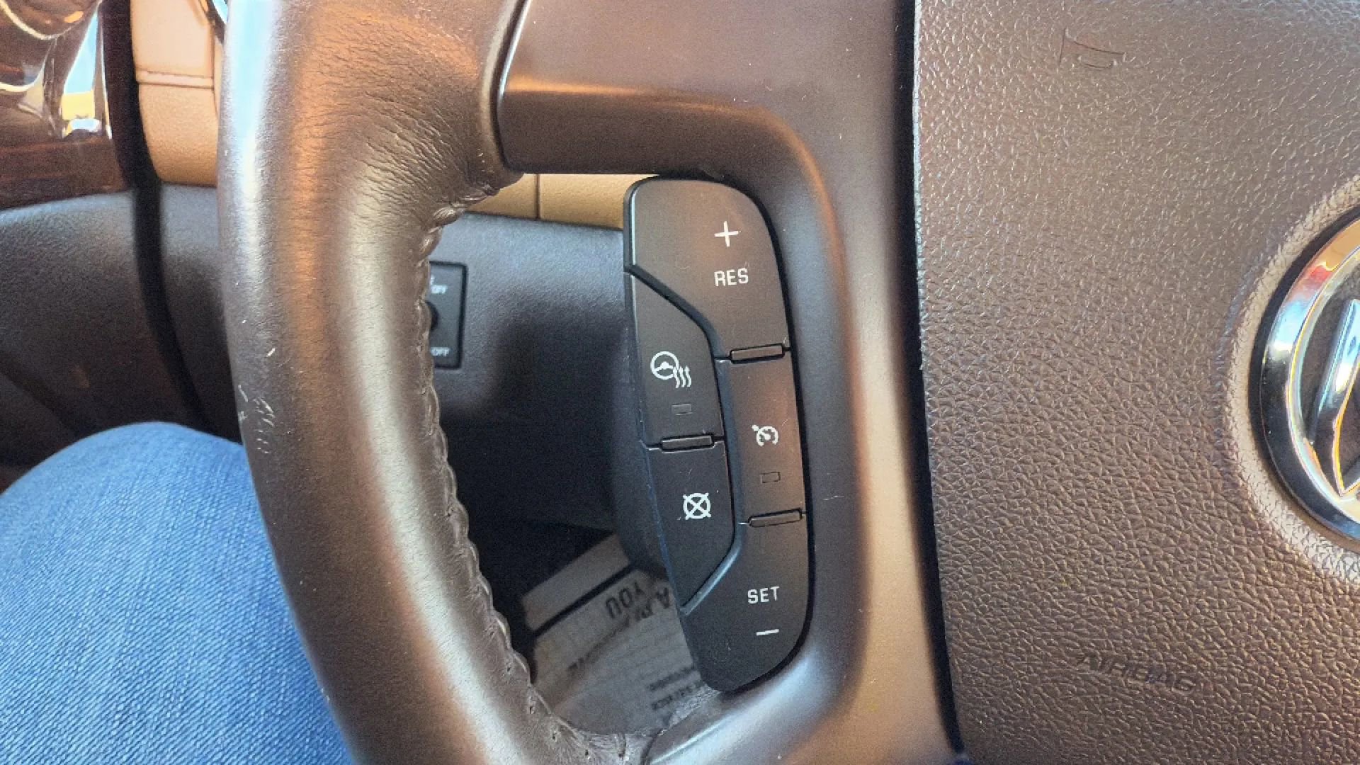 Used 2017 Buick Enclave Premium w/ Experience Buick Package image 12