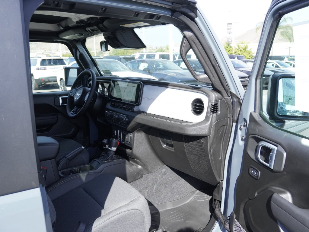 New 2026 Jeep Wrangler Sport AWD/4WD image 29