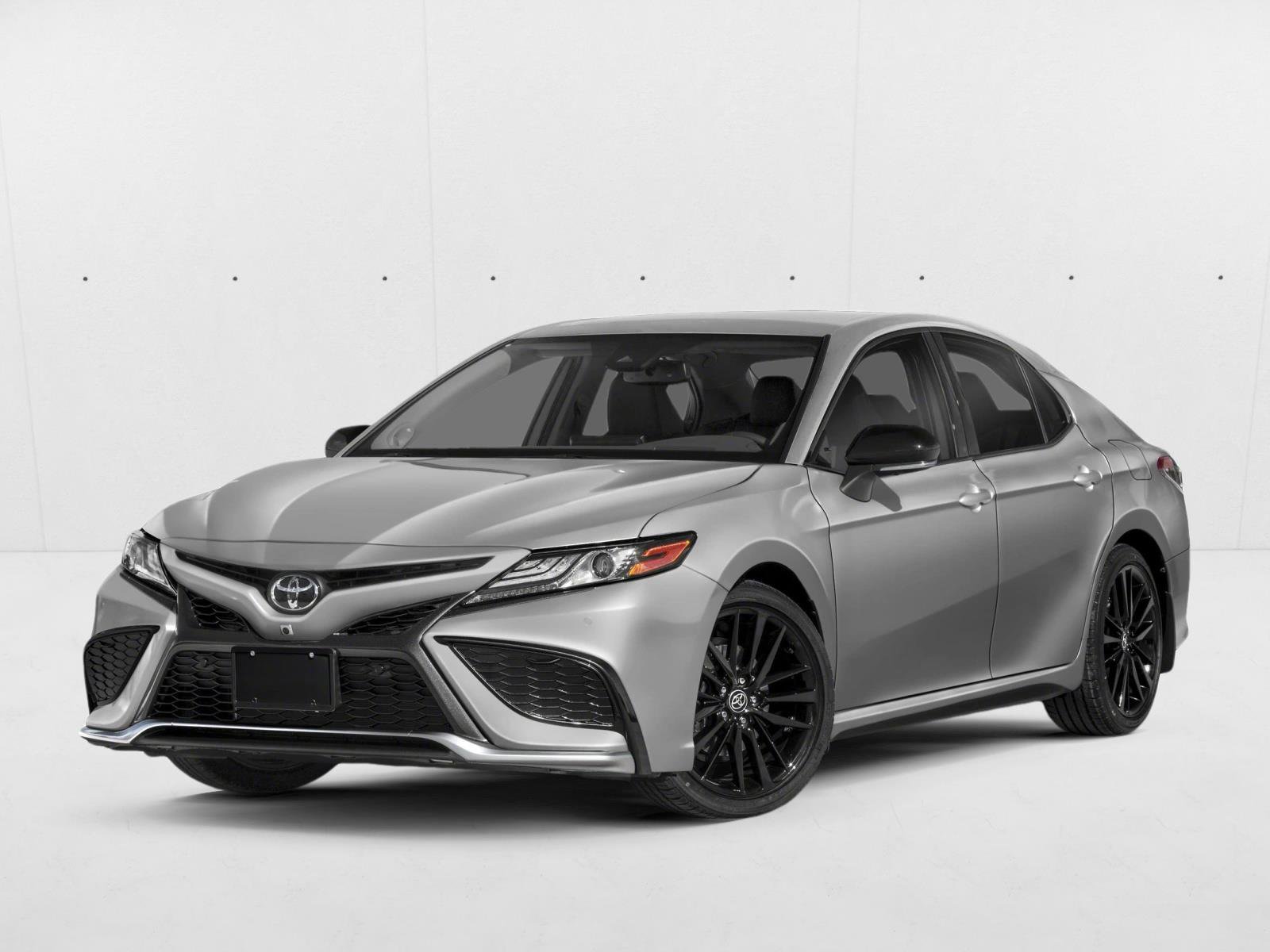 Used 2023 Toyota Camry XSE FWD image 1