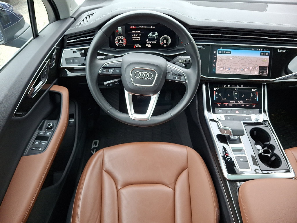 Used 2023 Audi Q7 3.0T Premium Plus AWD/4WD image 12