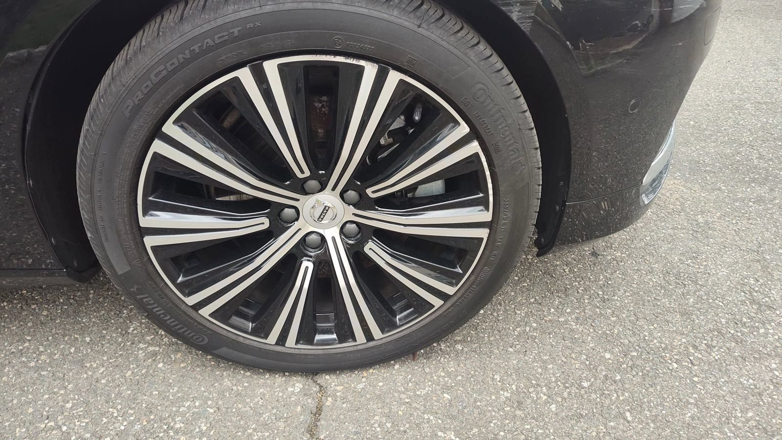 Used 2023 Volvo S90 B6 Plus AWD/4WD image 18