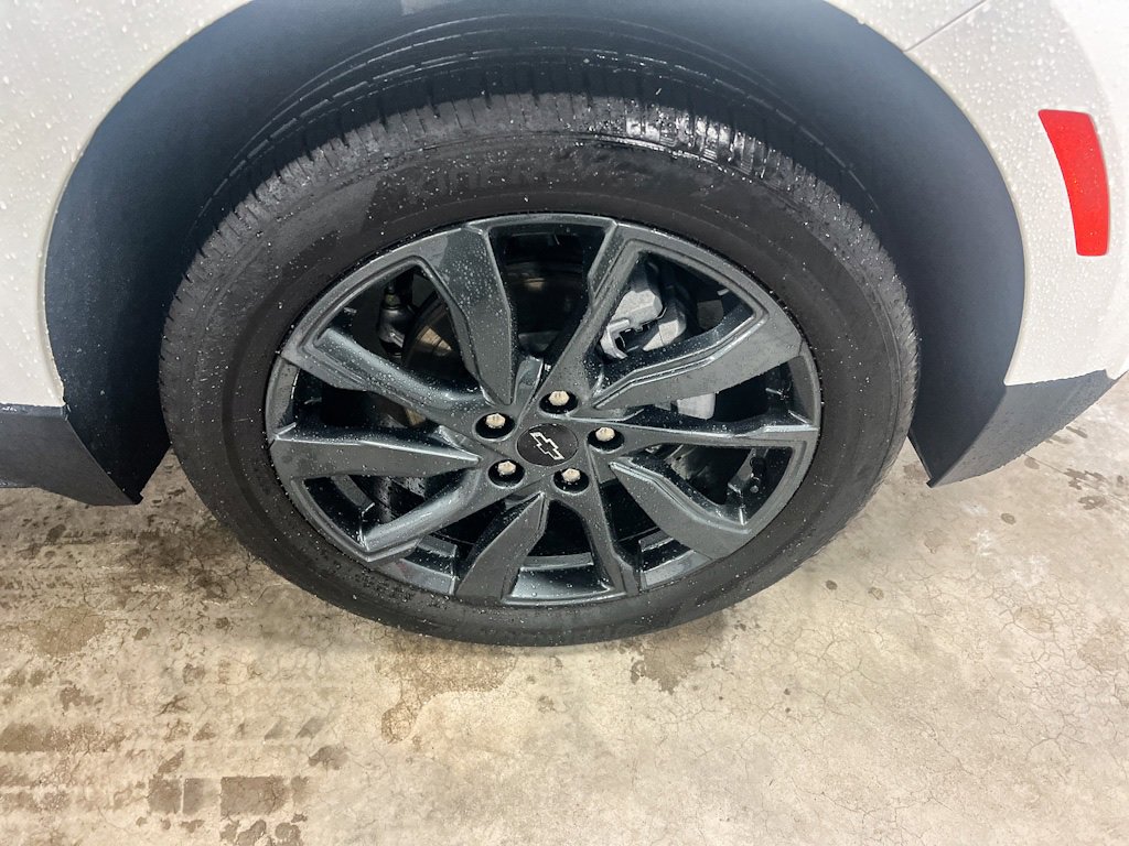 Used 2023 Chevrolet Equinox RS image 21