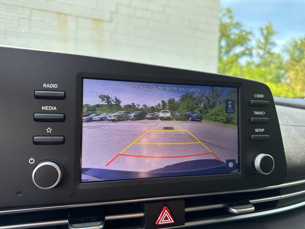 Used 2023 Hyundai Elantra SEL w/ Preferred Accessory Package FWD image 30