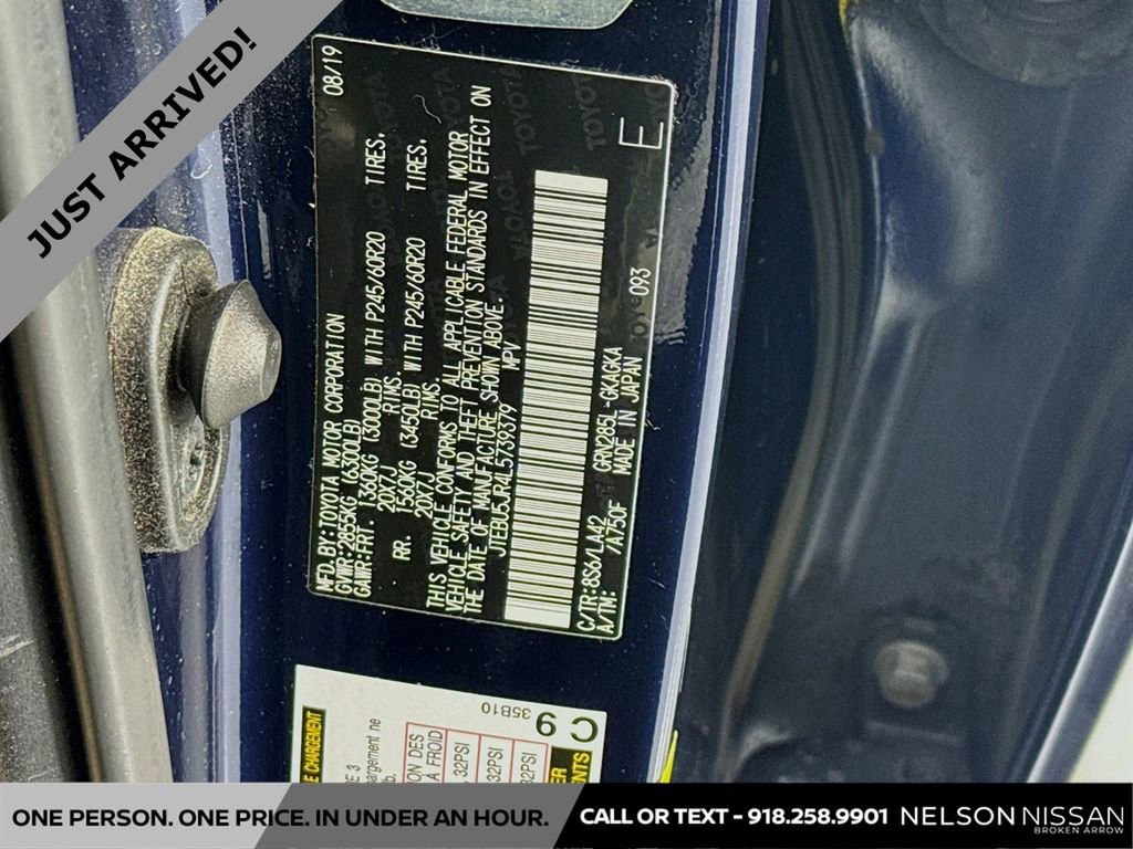 Used 2020 Toyota 4Runner Limited image 32