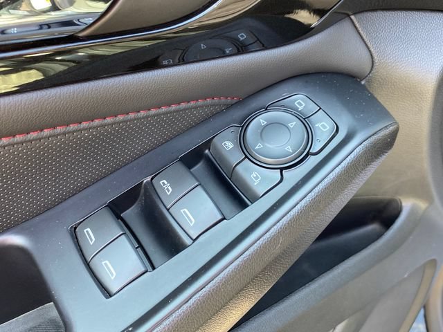 Used 2023 Chevrolet Traverse RS AWD/4WD image 19