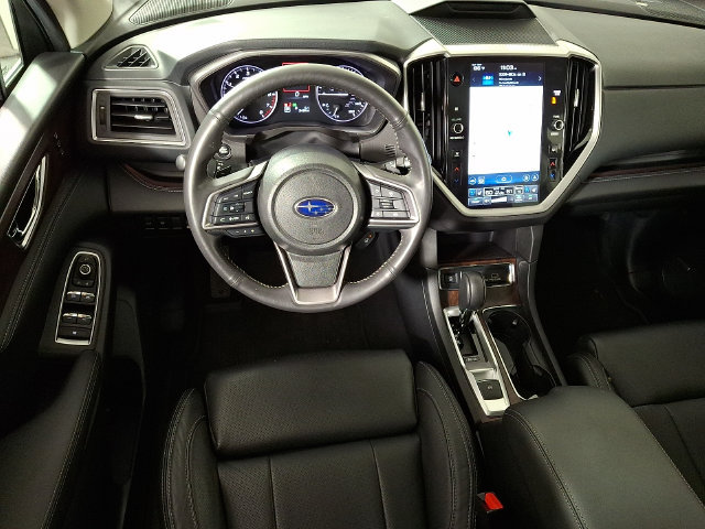 Used 2024 Subaru Ascent Touring w/ Popular Package #2 AWD/4WD image 2