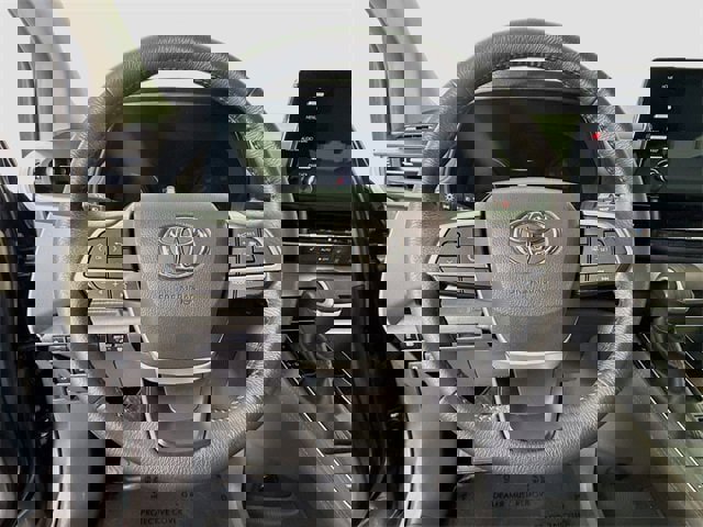 Certified 2023 Toyota Sienna XLE image 11