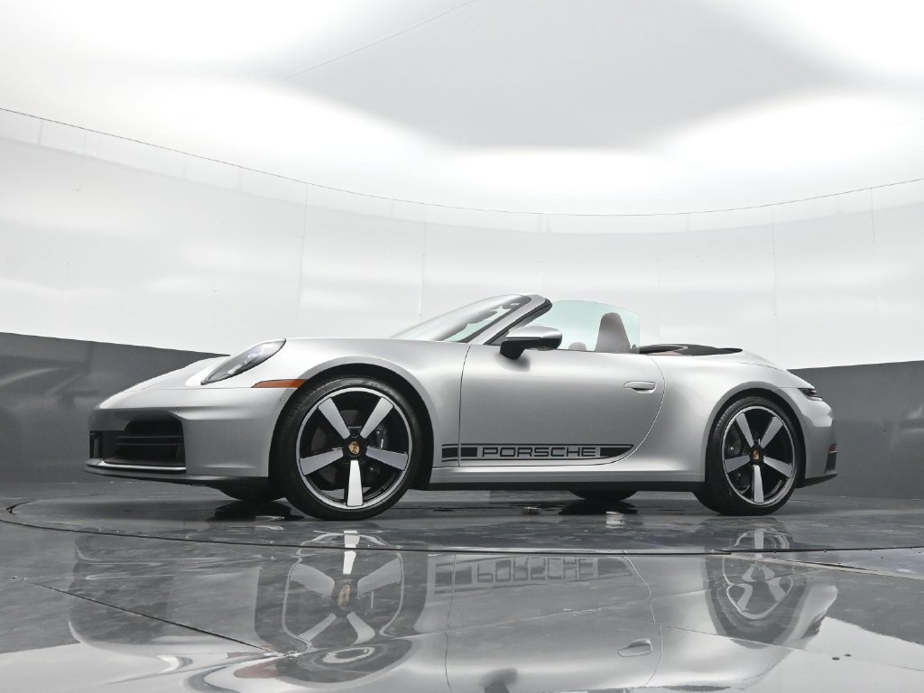 Certified 2026 Porsche 911 Carrera w/ Premium Package RWD image 39