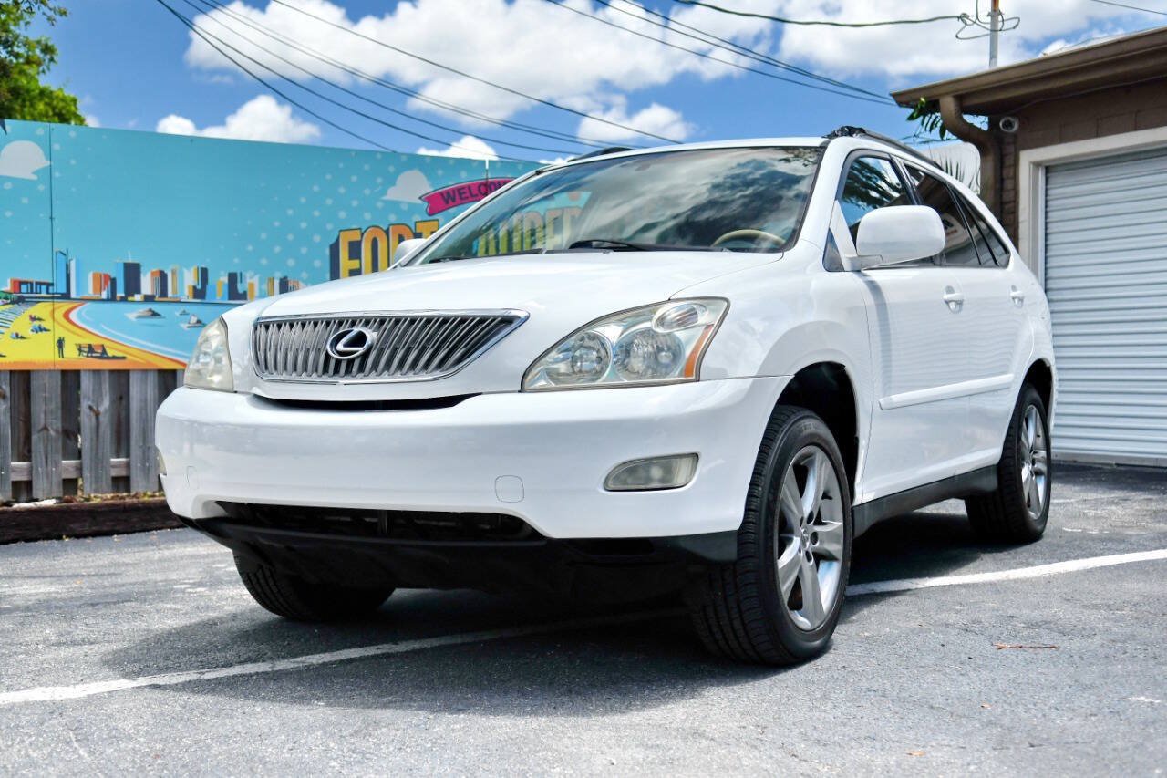 Used 2006 Lexus RX 330 FWD image 2
