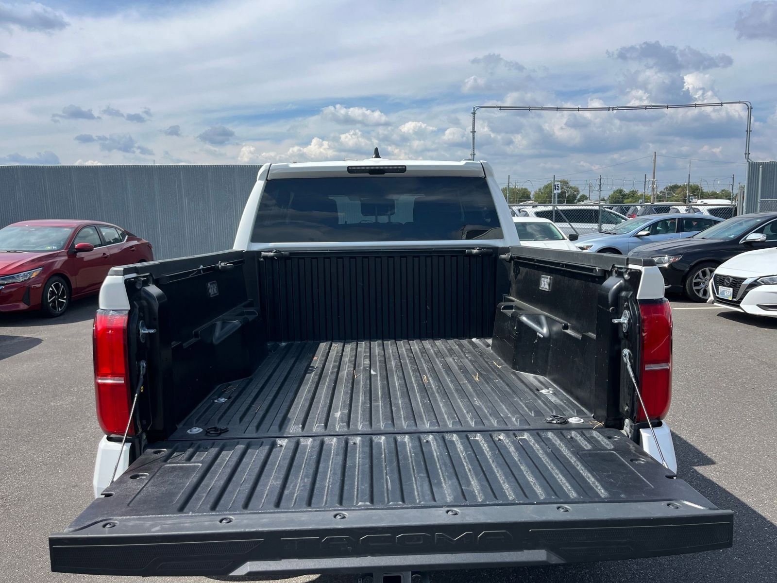 Used 2024 Toyota Tacoma TRD Sport RWD image 29