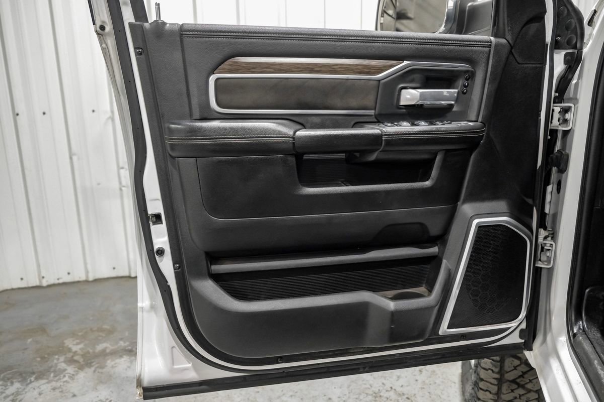 Used 2020 RAM 3500 Laramie image 44