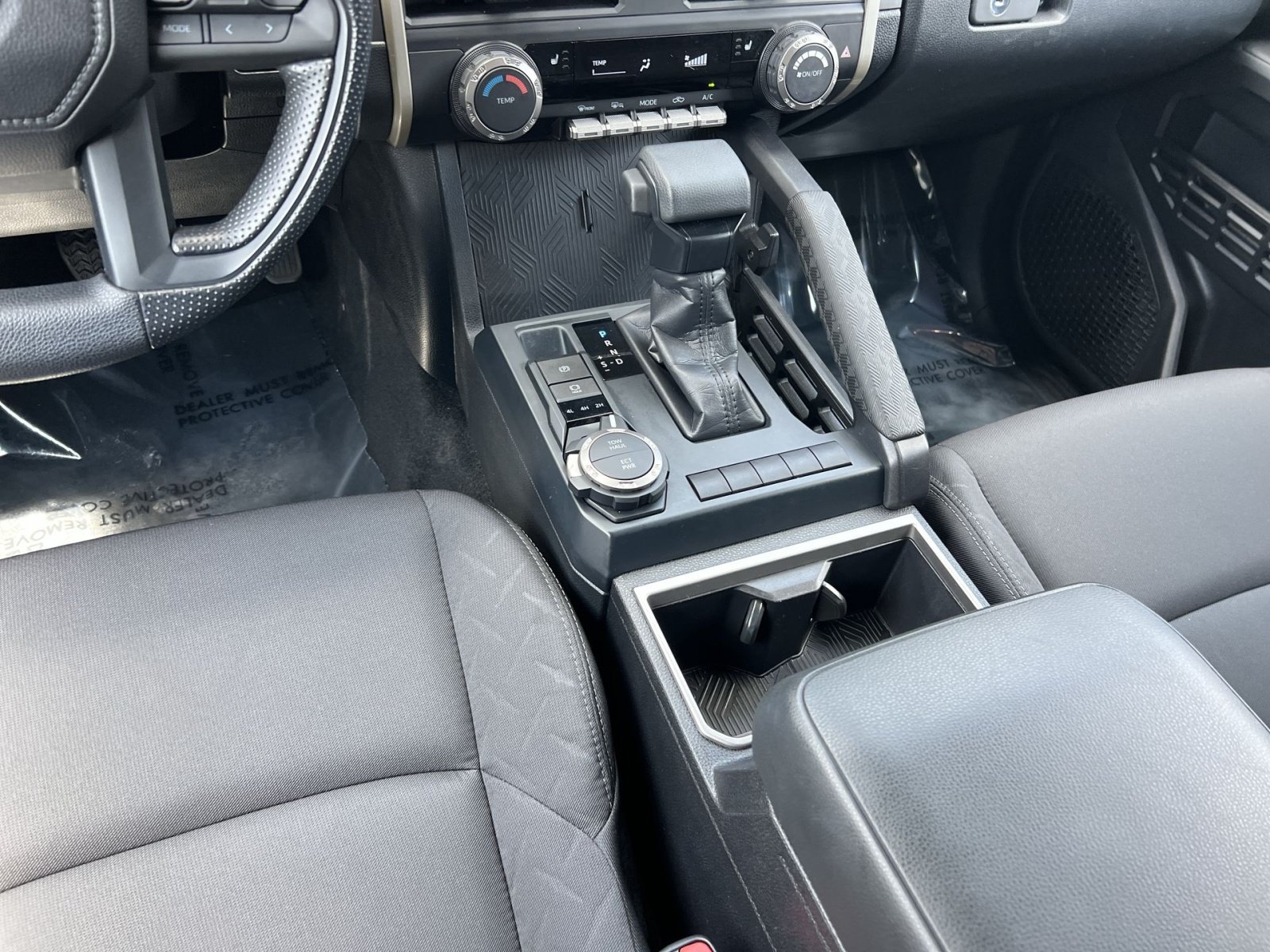 Used 2025 Toyota Tacoma SR5 AWD/4WD image 21