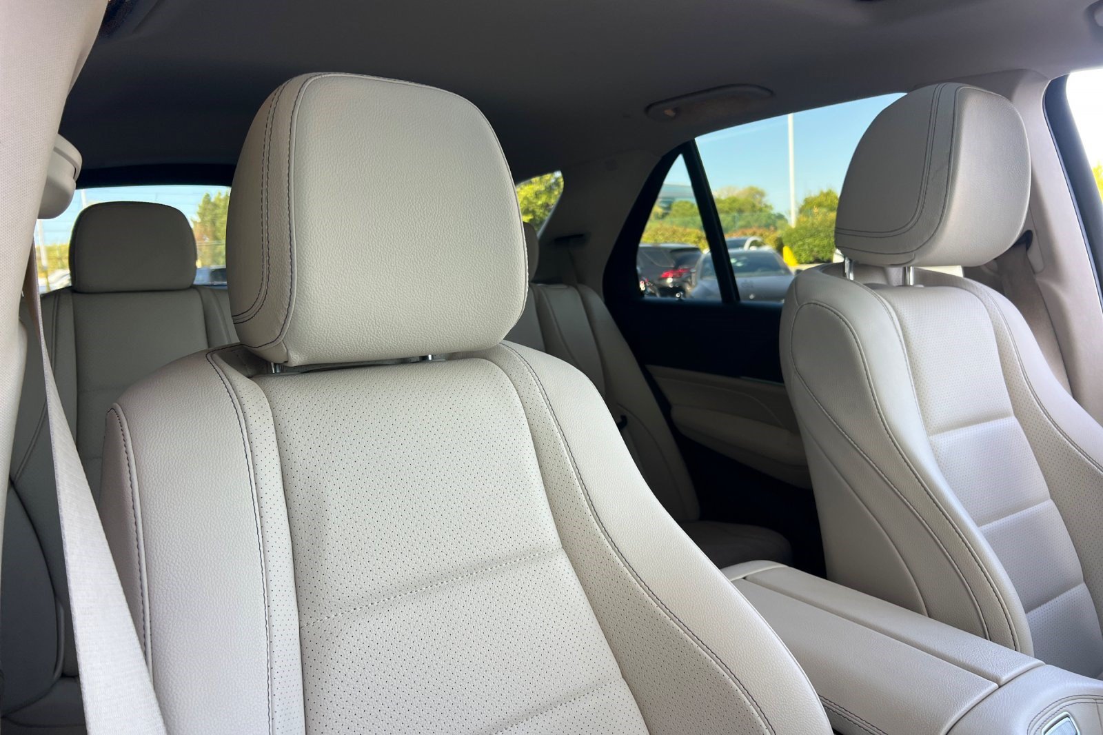 Used 2020 Mercedes-Benz GLE 350 image 34