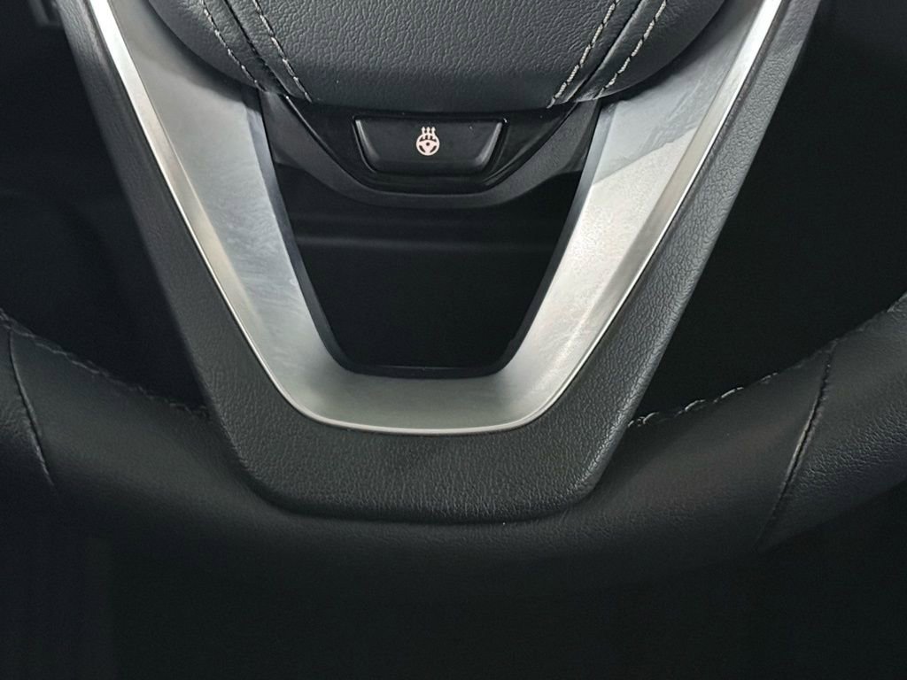 Used 2023 BMW 530e xDrive w/ Premium Package image 46