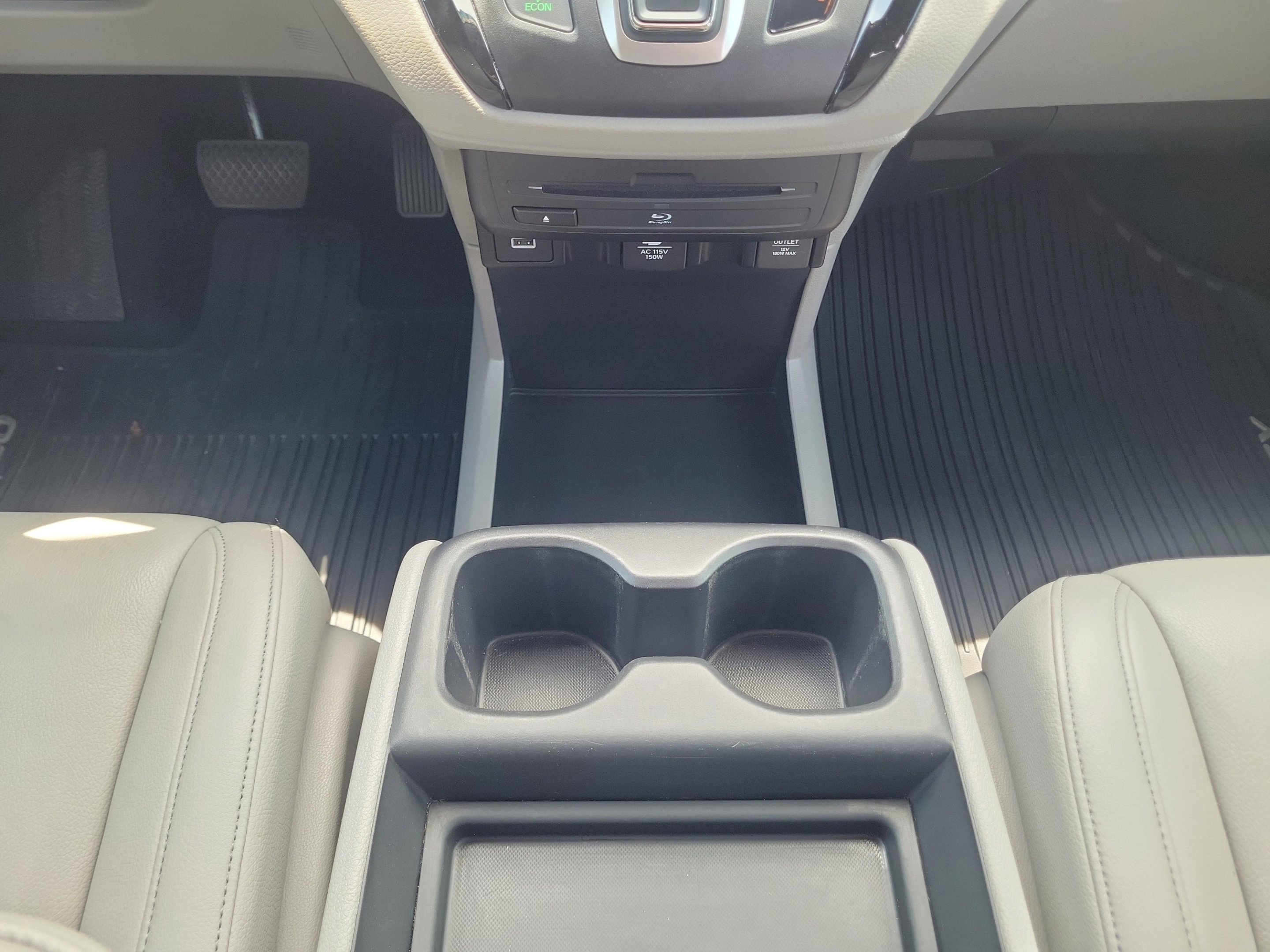 Certified 2024 Honda Odyssey Touring image 16