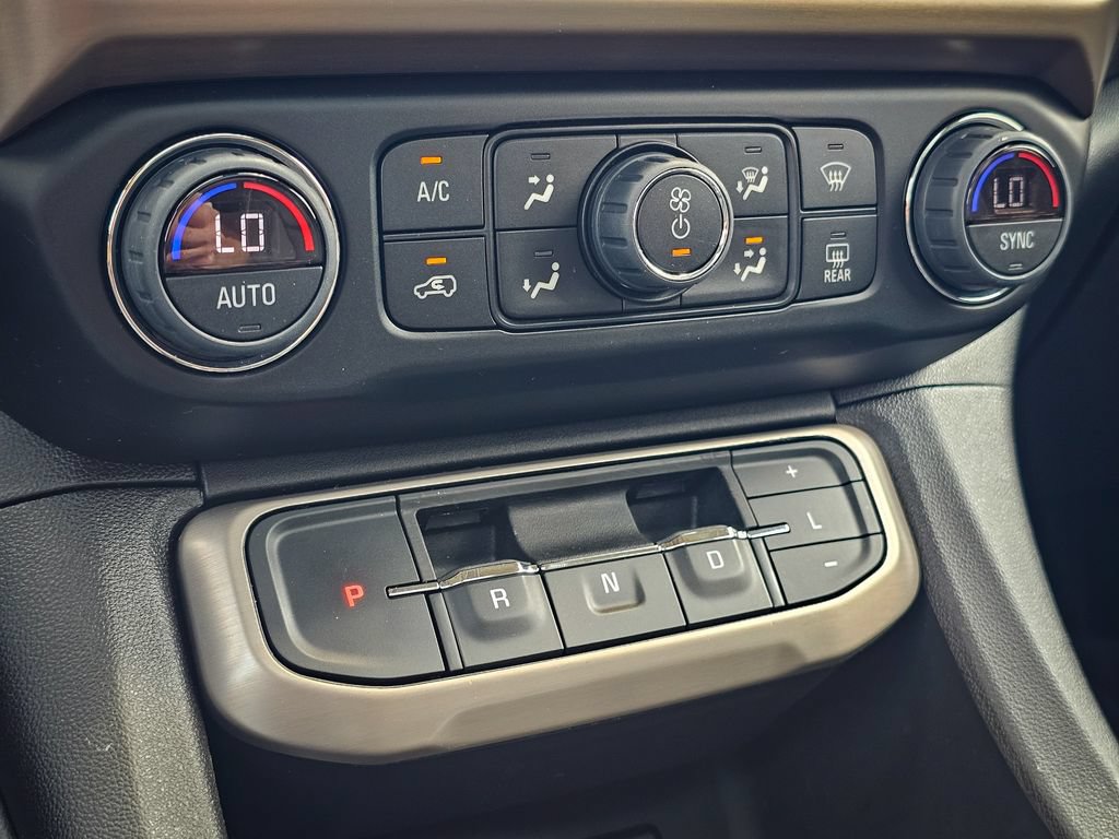 Used 2023 GMC Acadia Denali w/ Denali Technology Package AWD/4WD image 31