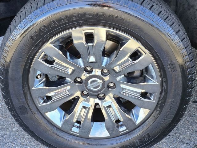 Used 2019 Nissan Titan Platinum Reserve w/ Platinum Utility Package image 10