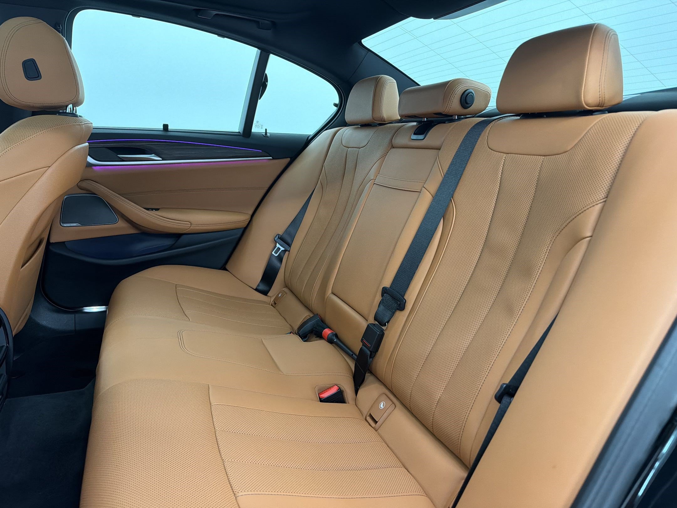 Certified 2022 BMW 540i w/ M Sport Package RWD image 26