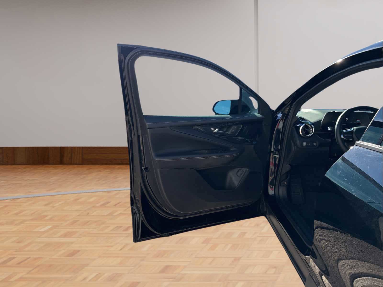 Used 2024 Chevrolet Blazer EV LT image 9