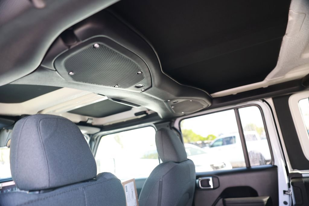 New 2026 Jeep Wrangler Sport S image 31