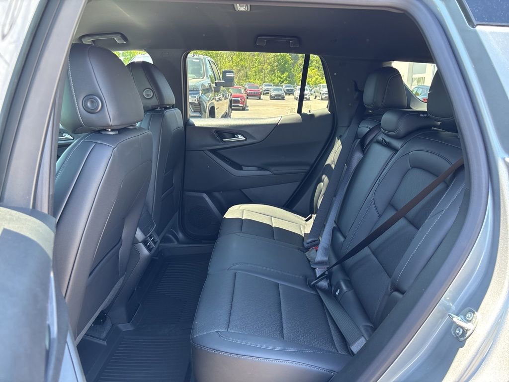 New 2026 Chevrolet Equinox LT w/ Convenience Package II FWD image 10
