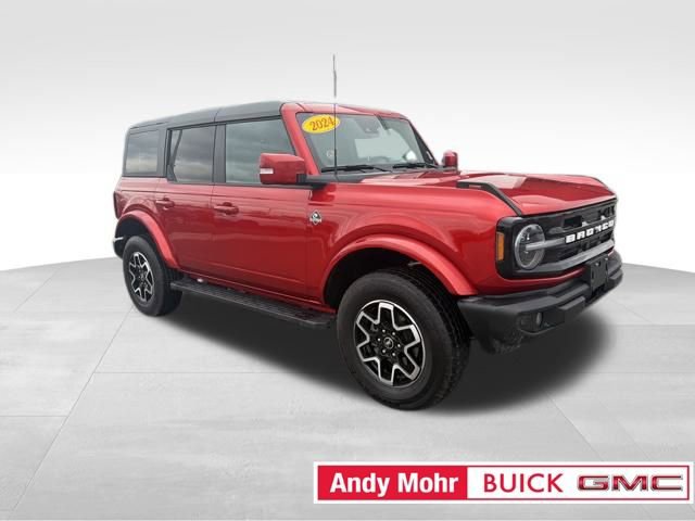 Used 2024 Ford Bronco Outer Banks image 2