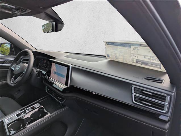 New 2026 Volkswagen Atlas Cross Sport SEL Premium R-Line AWD/4WD image 28