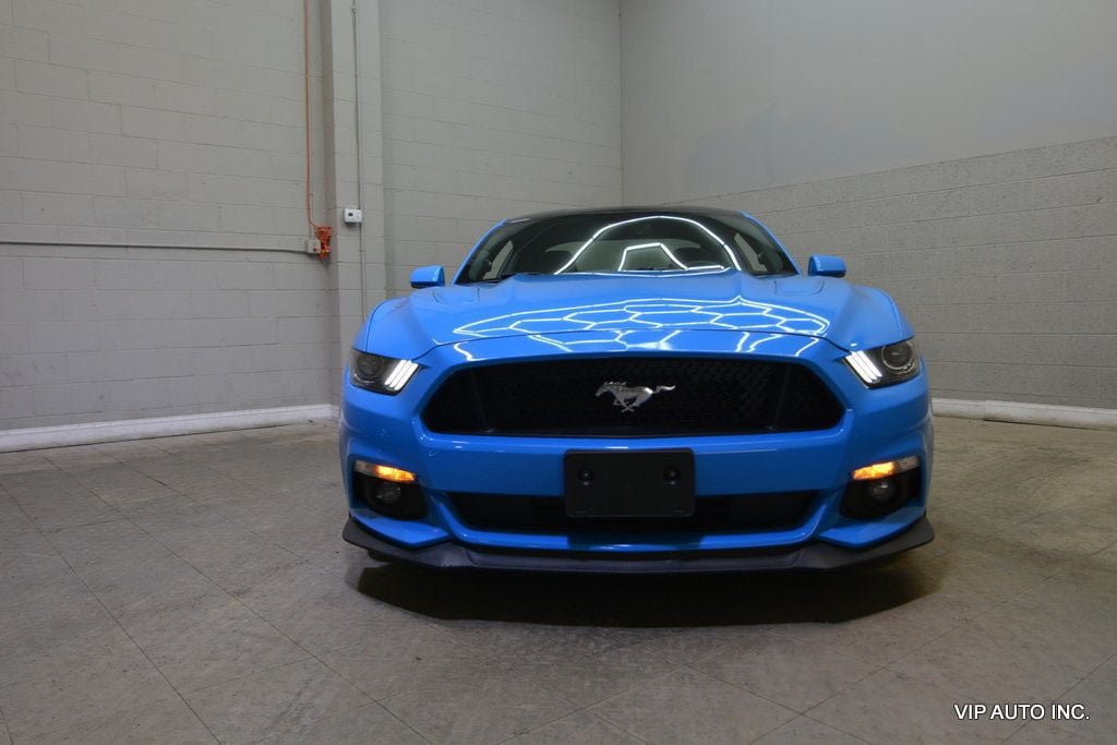 Used 2017 Ford Mustang GT w/ GT Performance Package RWD image 5