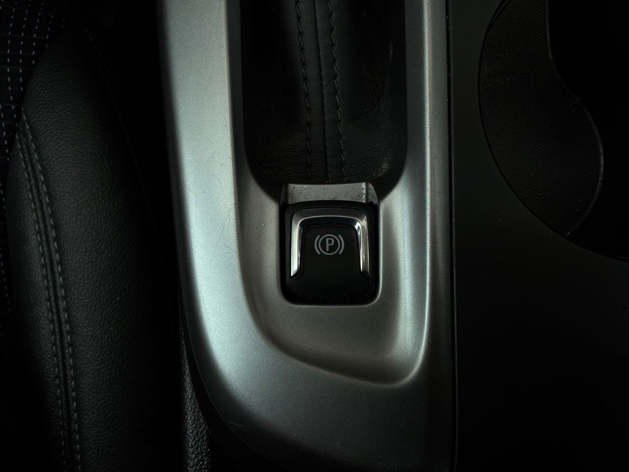 Used 2025 Buick Envista Preferred FWD image 21