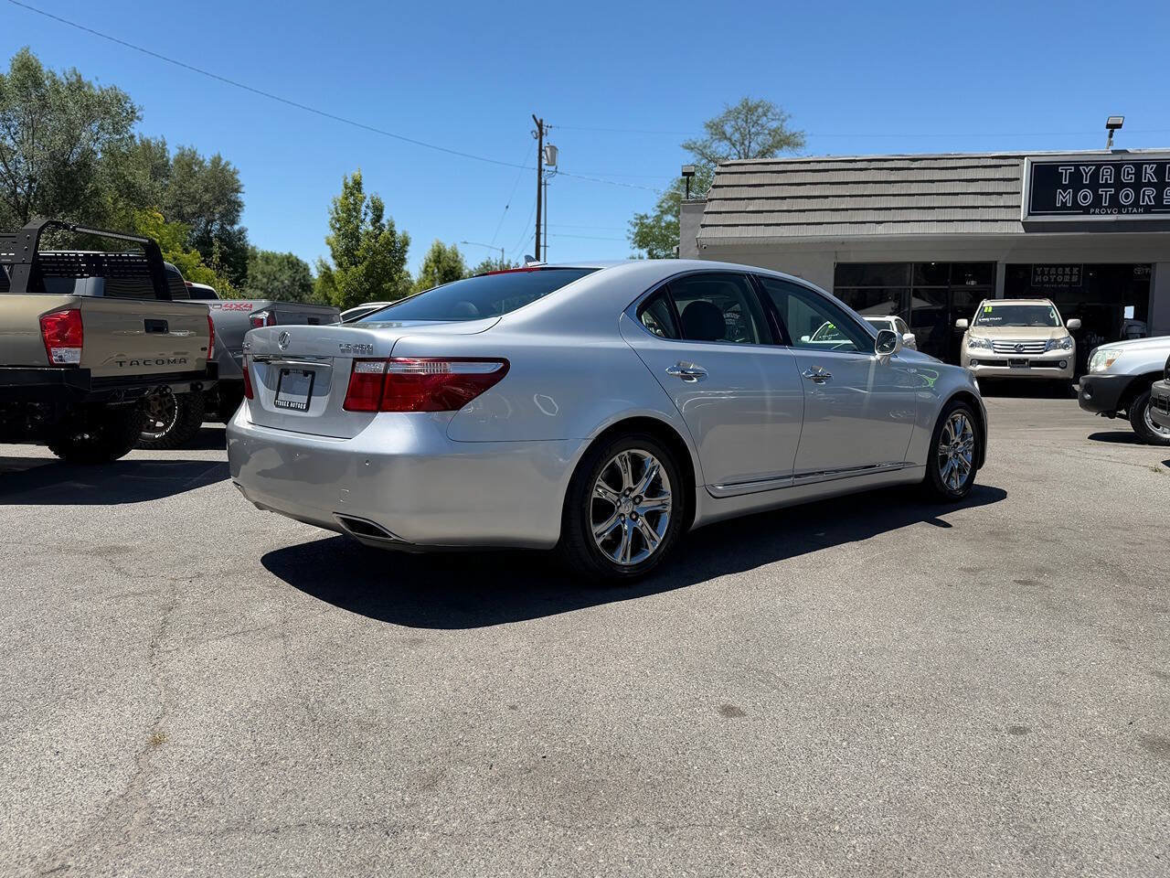 Used 2008 Lexus LS 460 RWD image 12