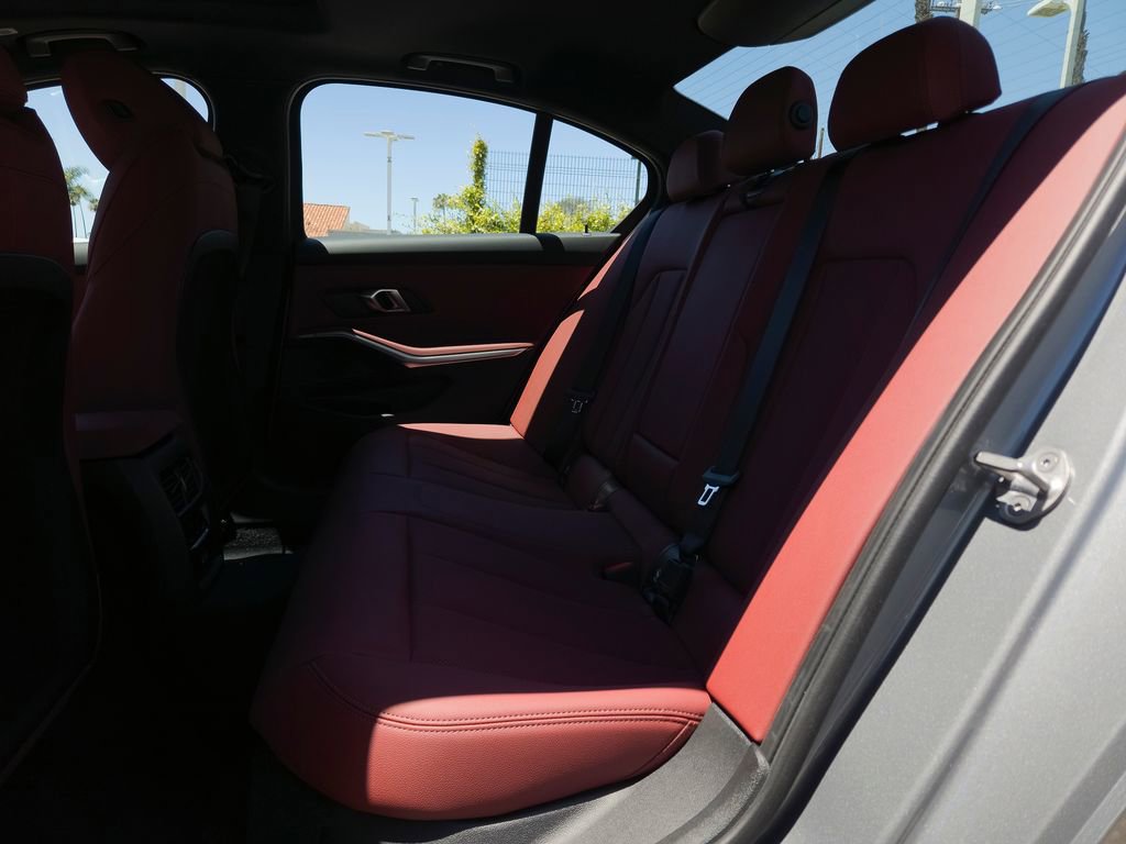 New 2026 BMW 330i Sedan w/ M Sport Package RWD image 9