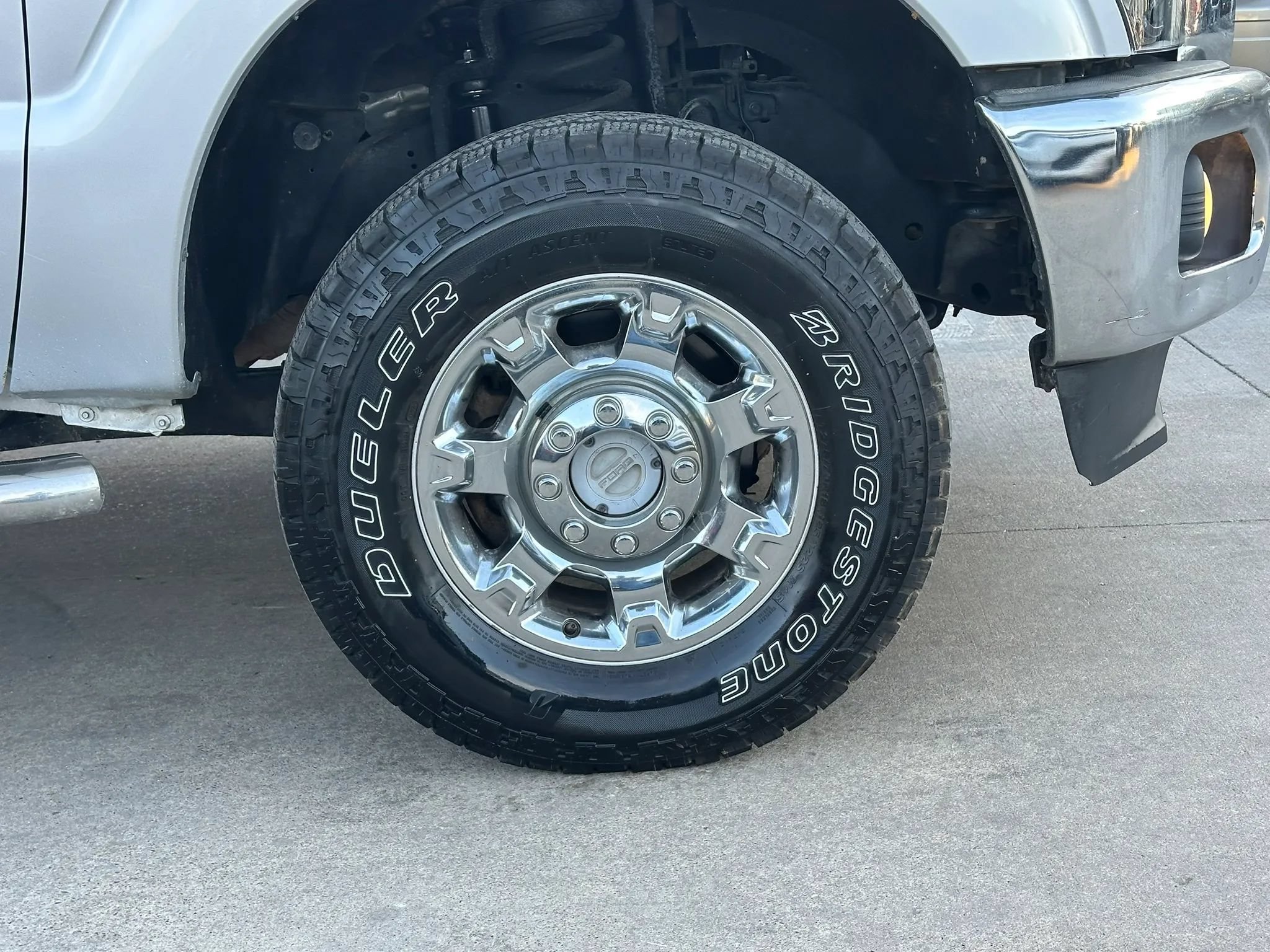Used 2015 Ford F250 XLT w/ XLT Premium Package AWD/4WD image 5
