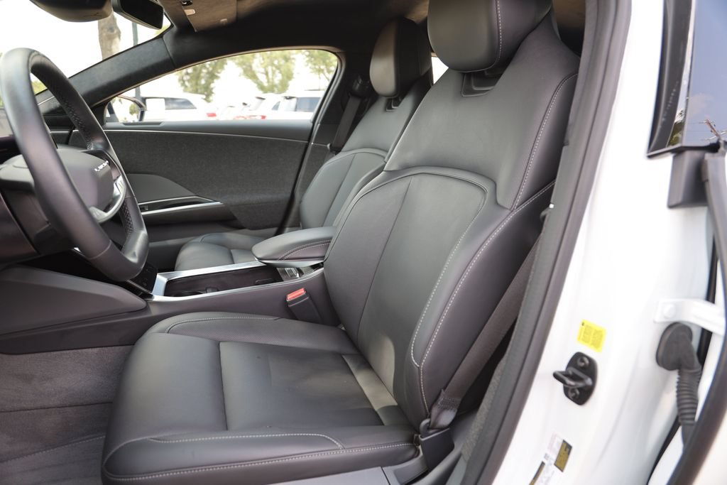 Used 2024 Lucid Air Pure RWD image 25