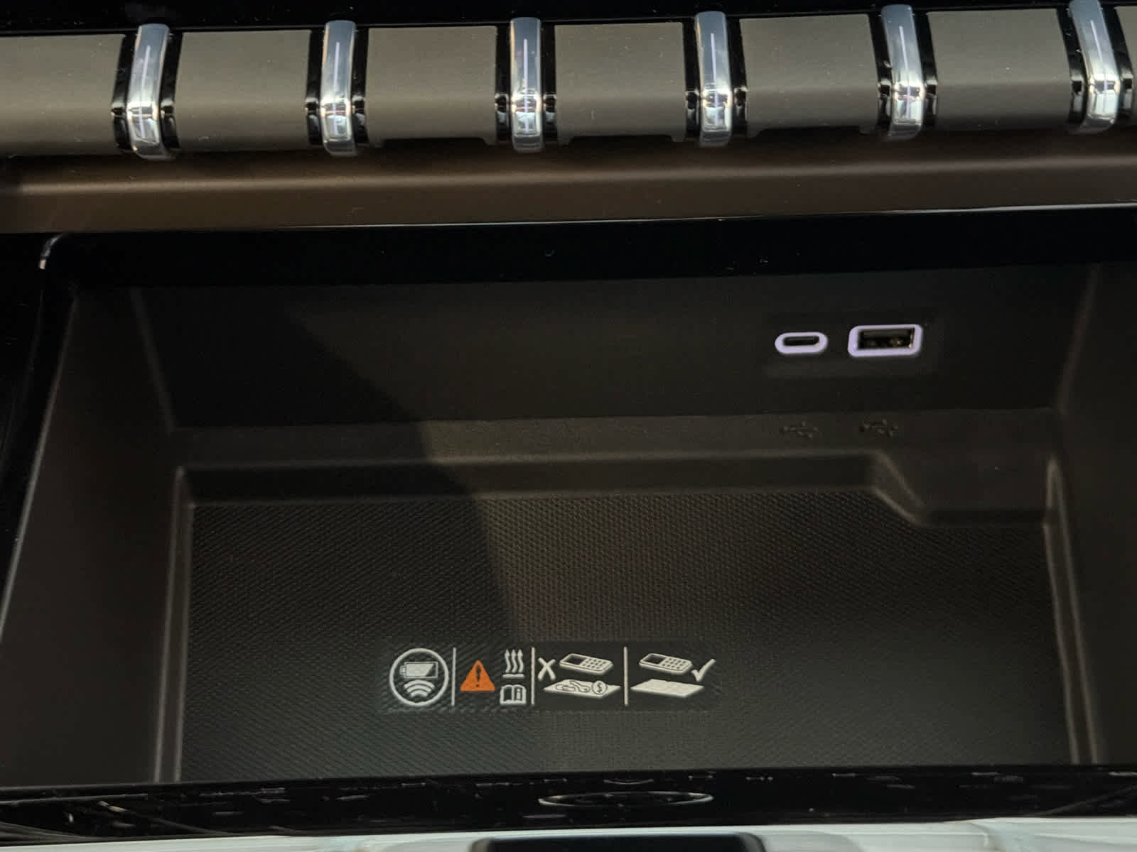 New 2026 GMC Yukon XL Elevation w/ LPO, Floor Liner Package image 52