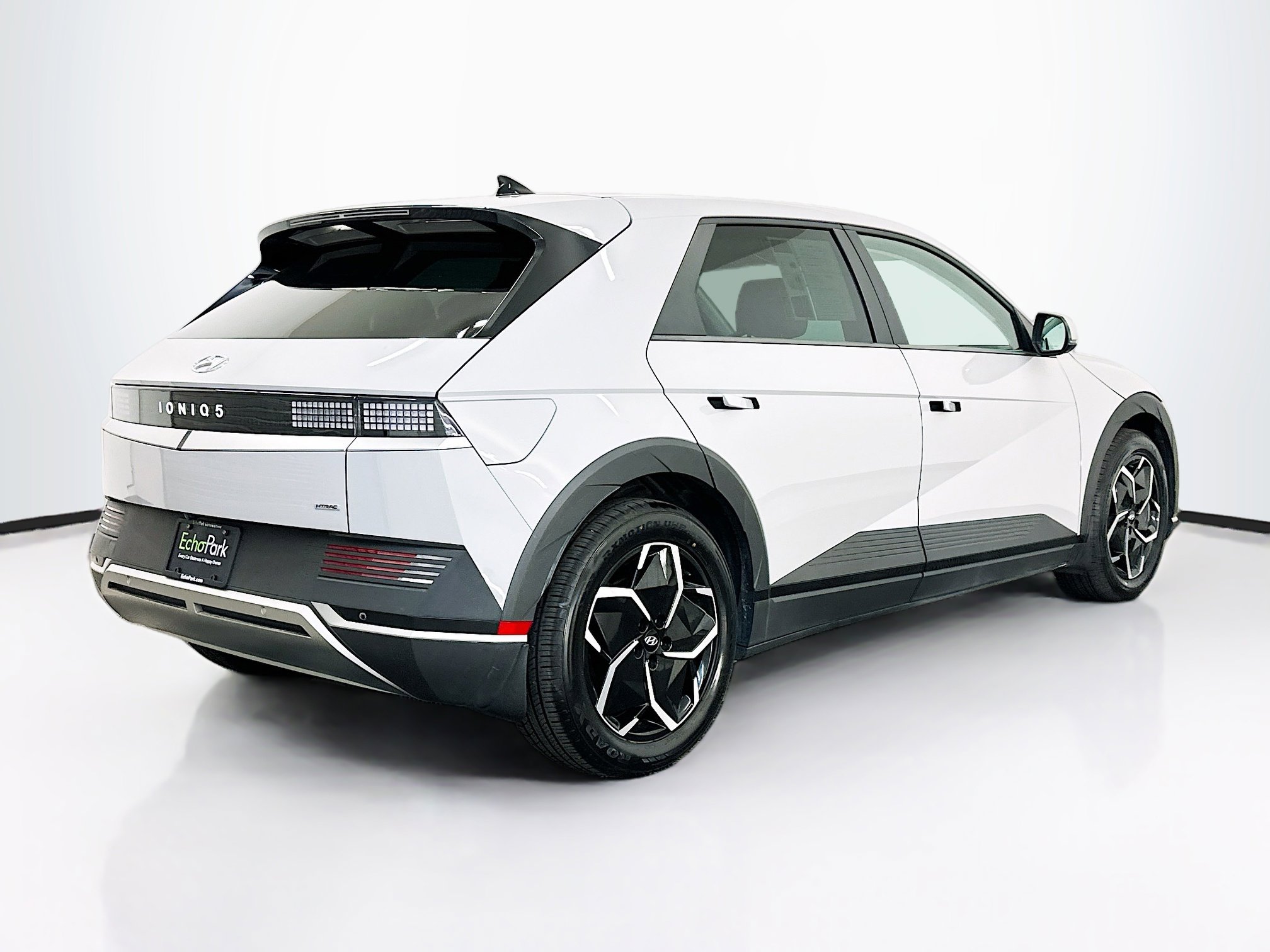 Used 2023 Hyundai Ioniq 5 SEL w/ Cargo Package AWD/4WD image 9