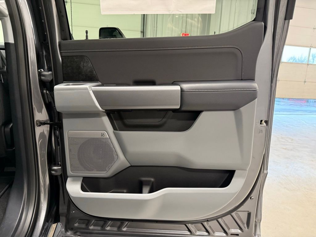 New 2026 Ford F250 XLT w/ XLT Premium Package image 30