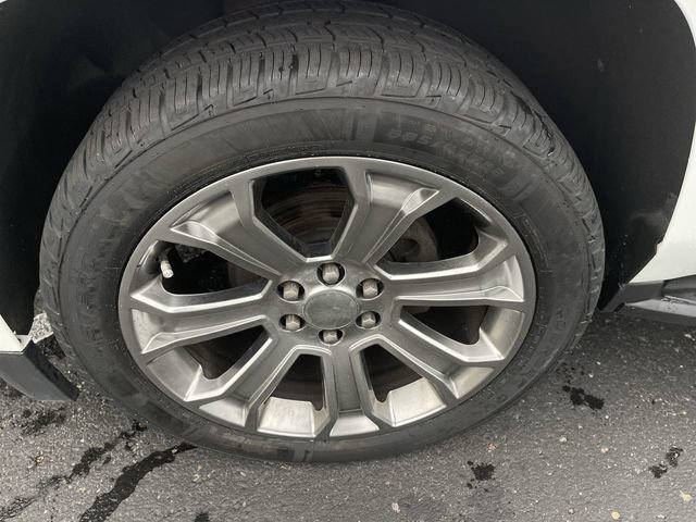 Used 2017 Chevrolet Suburban LT AWD/4WD image 32