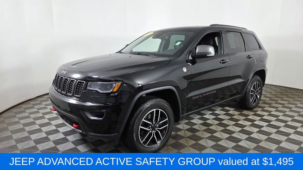 Used 2019 Jeep Grand Cherokee Trailhawk w/ Trailhawk Luxury Group AWD/4WD image 3
