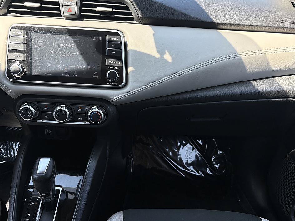 Used 2020 Nissan Versa SV FWD image 14